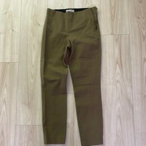 Everlane: The Side-Zip Stretch Cotton Pants